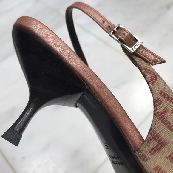 Authentic Fendi Logo Heels - Picture 4 of 6